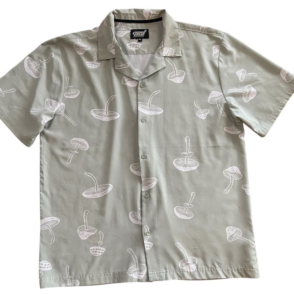 Fresh Prints of Bel-Air Green White Mushroom Print ButtonUp Shirt Sz XL Short Sl